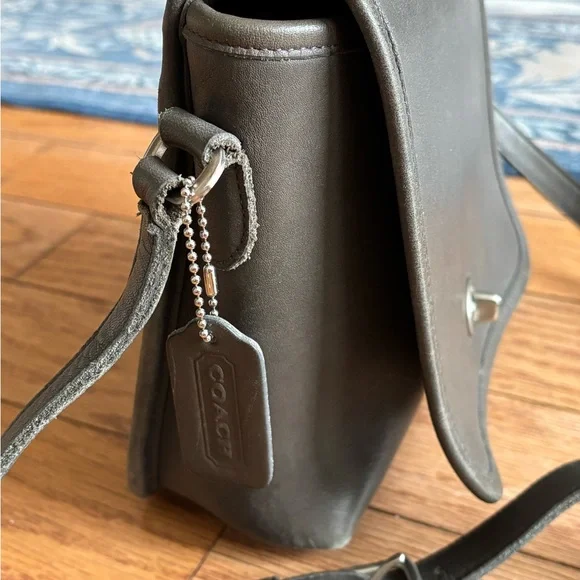 Vintage Grey Coach 9076 Companion Flap Bag - Picture 2 of 10